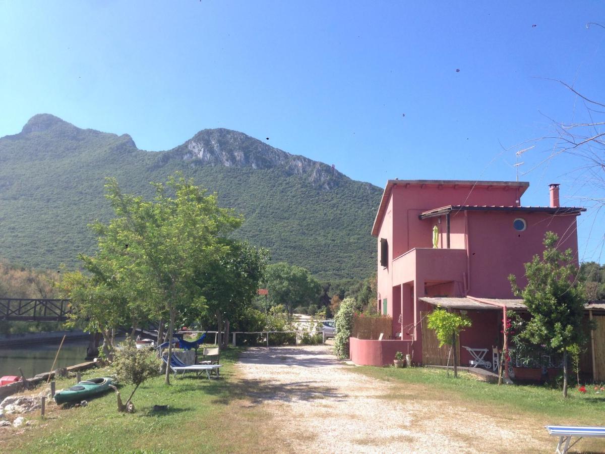 La Guardiania Bed and Breakfast Sabaudia Eksteriør billede